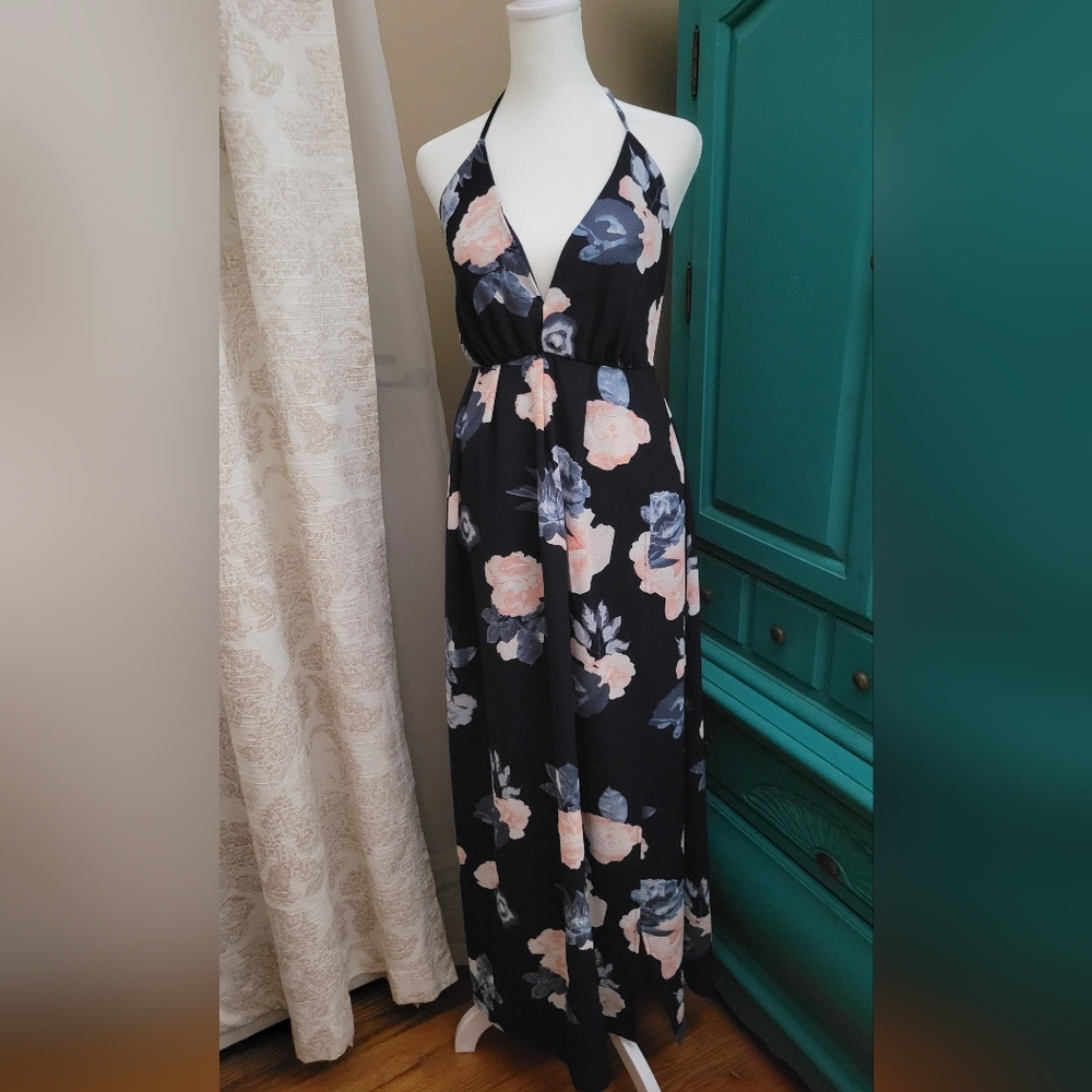Simplee Apparel Navy and Pink Floral Maxi Dress